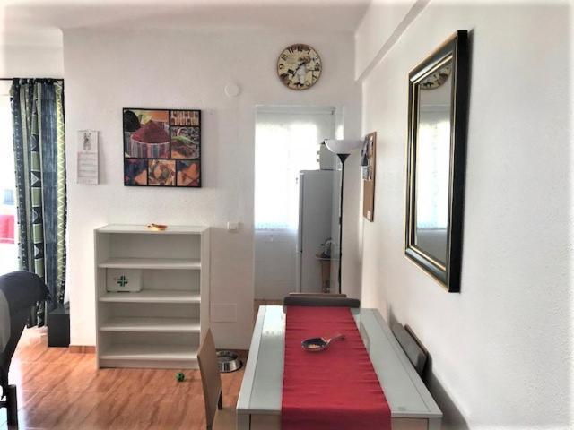Chez Alison! Central Nerja Apt מראה חיצוני תמונה
