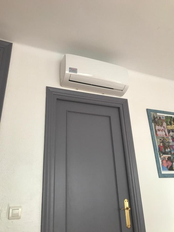 Chez Alison! Central Nerja Apt מראה חיצוני תמונה