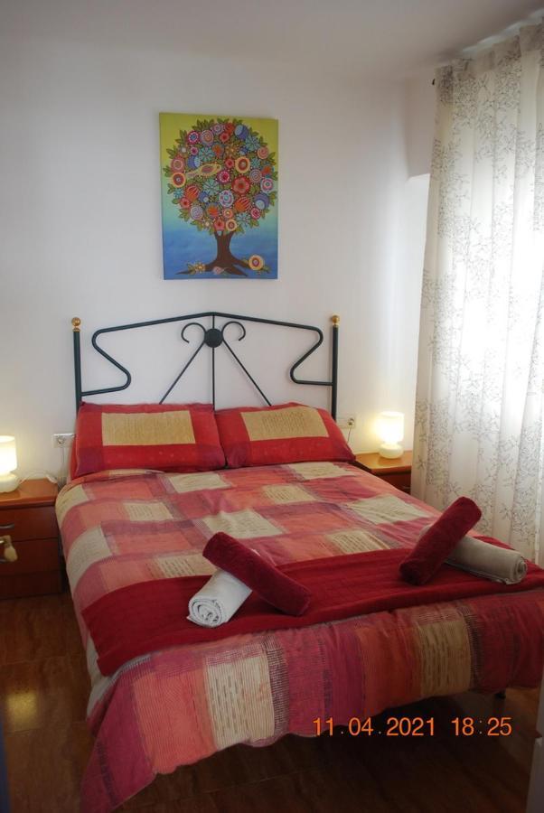Chez Alison! Central Nerja Apt מראה חיצוני תמונה
